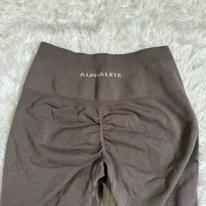 alphalete scrunch leggings